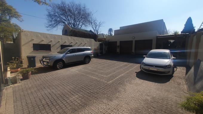 5 Bedroom House for Sale For Sale in Kensington - JHB - MR656848