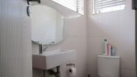 Guest Toilet - 2 square meters of property in South Crest