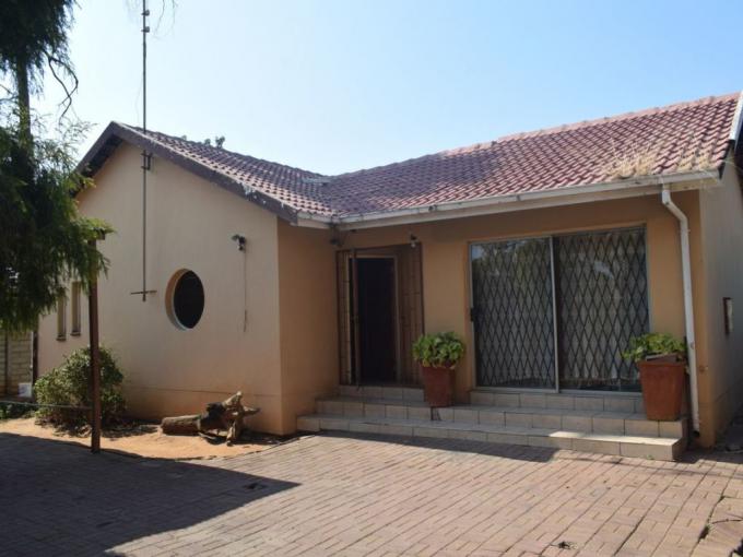 4 Bedroom House for Sale For Sale in Rustenburg - MR656937