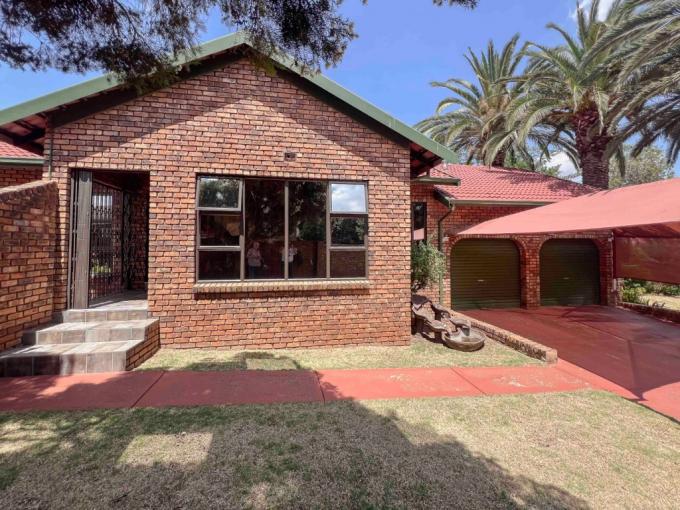 3 Bedroom House for Sale For Sale in Kanonkop - MR656964