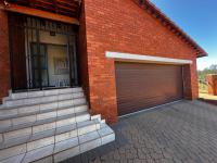  of property in Glenvista