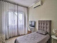 Bed Room 2 - 14 square meters of property in Kyalami Hills