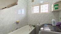 Bathroom 1 - 10 square meters of property in Reservoir Hills KZN