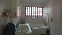 Bathroom 1 - 9 square meters of property in Garsfontein