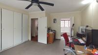 Main Bedroom - 21 square meters of property in Garsfontein