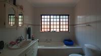 Main Bathroom - 6 square meters of property in Garsfontein