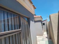  of property in Daveyton