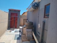  of property in Daveyton