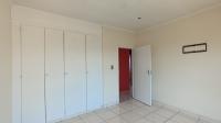 Bed Room 1 - 14 square meters of property in Buccleuch