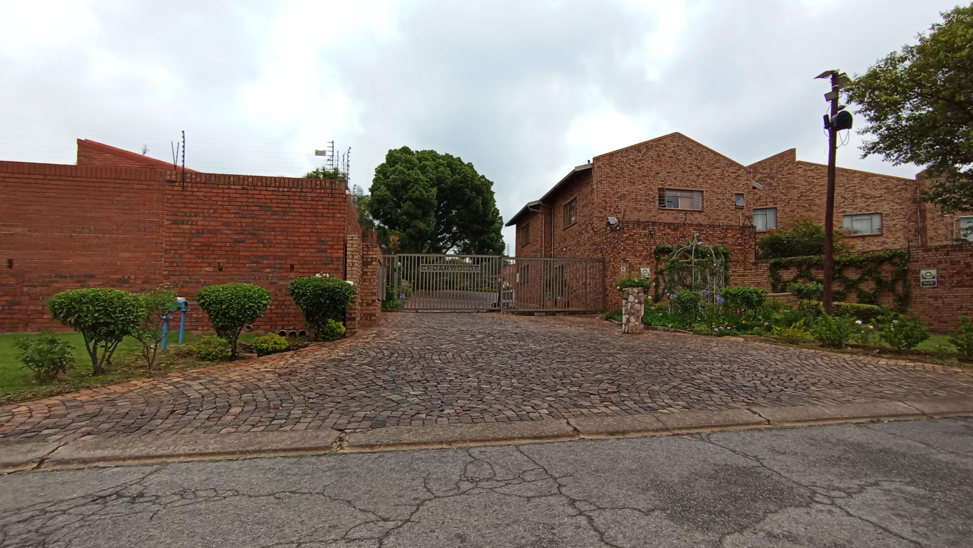 Front View of property in Corlett Gardens