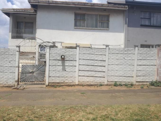 3 Bedroom House for Sale For Sale in Turffontein - MR657356