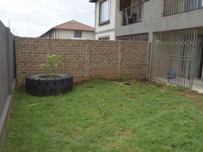 2 Bedroom Simplex for Sale For Sale in Parkrand - MR657385