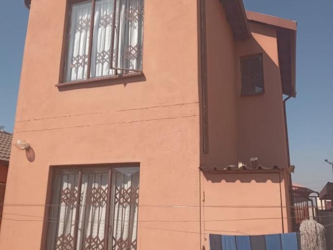 3 Bedroom Simplex for Sale For Sale in Soshanguve - MR657430