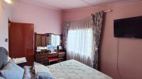 Bed Room 2 - 15 square meters of property in Montford