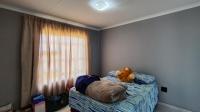 Main Bedroom - 13 square meters of property in Vanderbijlpark