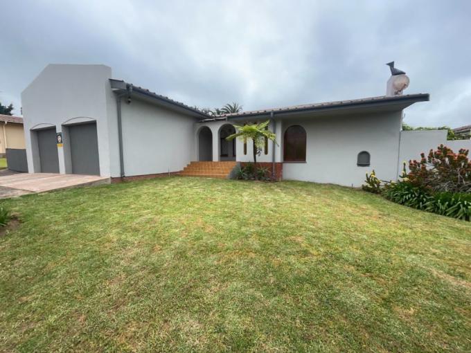 4 Bedroom House for Sale For Sale in Vredenburg - MR657574