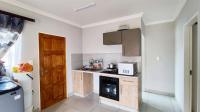 Kitchen - 6 square meters of property in Daggafontein