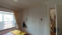 Bed Room 1 - 15 square meters of property in Linden