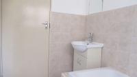 Bathroom 1 - 4 square meters of property in Northwold