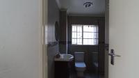 Main Bathroom - 4 square meters of property in Eden Glen