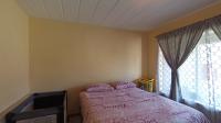 Bed Room 1 - 16 square meters of property in Ferndale - JHB