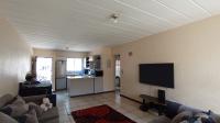 Lounges - 22 square meters of property in Ferndale - JHB