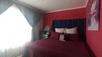 Bed Room 1 - 11 square meters of property in Soshanguve