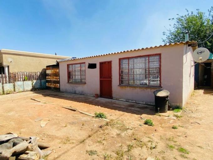 2 Bedroom House for Sale For Sale in Tsakane - MR657793