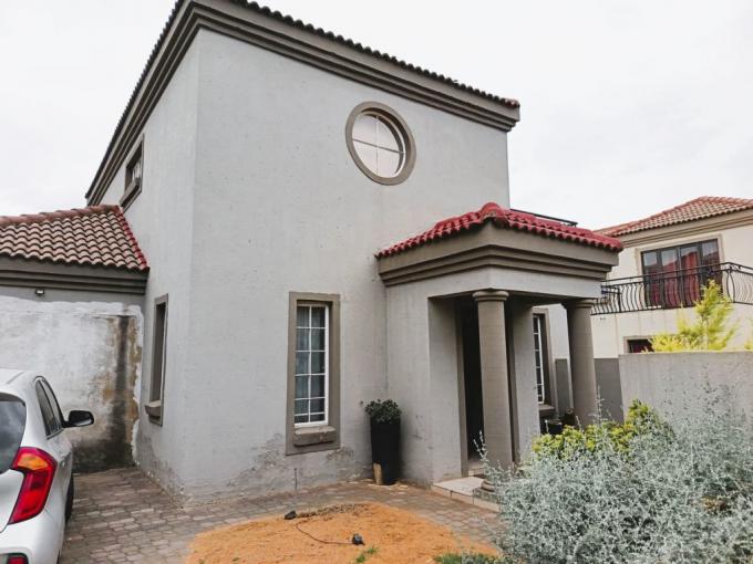 3 Bedroom Duplex for Sale For Sale in Brakpan - MR657798