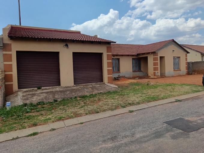 3 Bedroom House for Sale For Sale in Vosloorus - MR657846