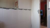 Bathroom 1 - 5 square meters of property in Protea Glen