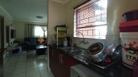 Kitchen - 8 square meters of property in Kosmosdal