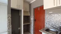 Kitchen - 10 square meters of property in Honey Park