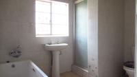 Bathroom 1 - 8 square meters of property in Welverdiend