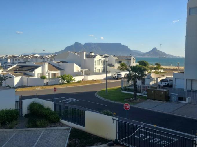 2 Bedroom Apartment for Sale For Sale in Bloubergstrand - MR658010