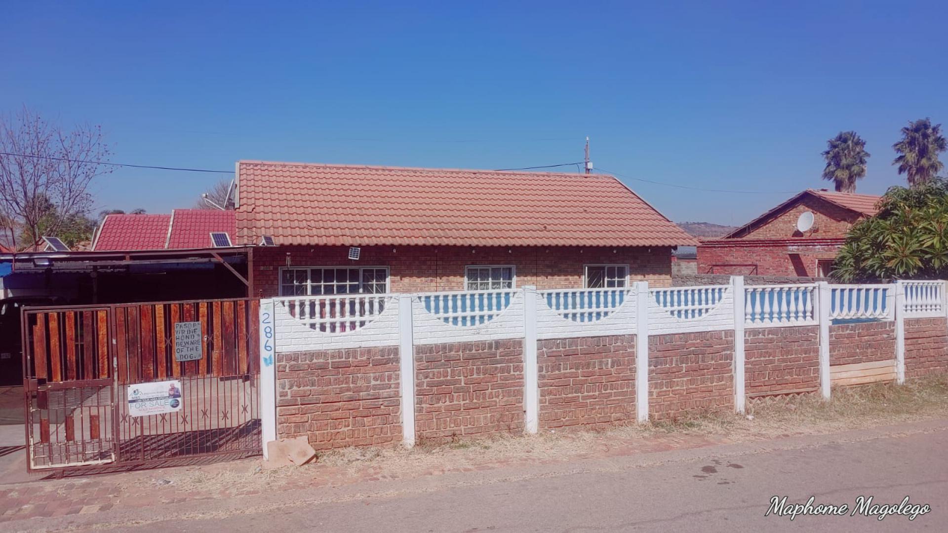  of property in Elandspoort