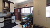 Kitchen - 10 square meters of property in Northcliff