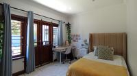 Bed Room 2 - 13 square meters of property in Northcliff