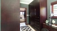 Main Bedroom - 20 square meters of property in Northcliff