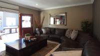 Lounges - 24 square meters of property in Northcliff