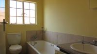 Bathroom 1 - 4 square meters of property in Florida