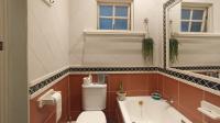 Bathroom 1 - 4 square meters of property in Killarney