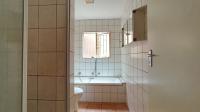 Bathroom 1 - 7 square meters of property in Doornpoort