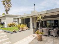  of property in Bloubergstrand