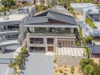  of property in Bloubergstrand