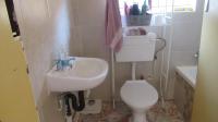 Bathroom 1 of property in Soshanguve