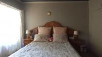 Bed Room 1 - 14 square meters of property in Mountain View