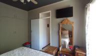 Bed Room 1 - 14 square meters of property in Mountain View