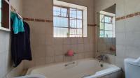 Bathroom 1 - 5 square meters of property in Primrose