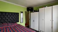 Bed Room 1 - 12 square meters of property in Klippoortjie AH